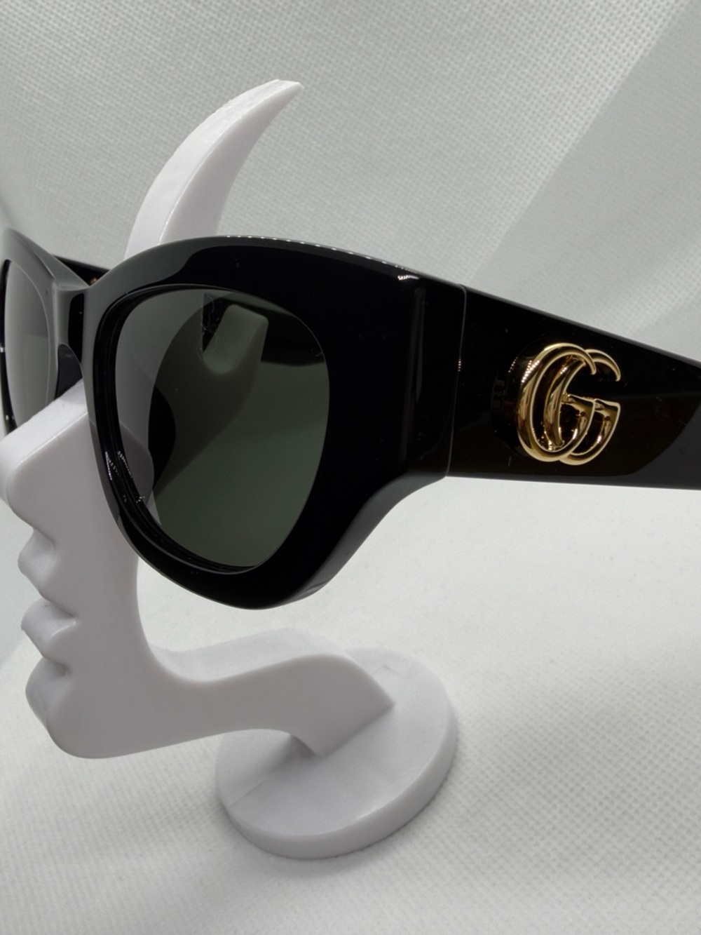 Gucci Black Cat-Eye Sunglasses with Gold GG Logo Accent